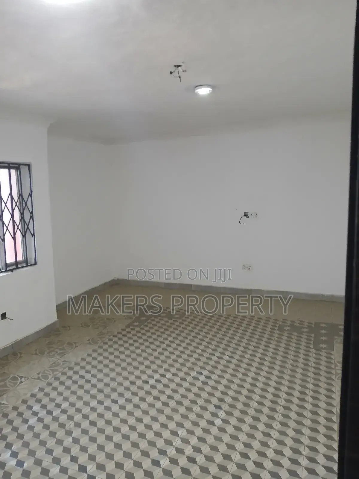 3bdrm Apartment in Mula Property, Ofankor for rent