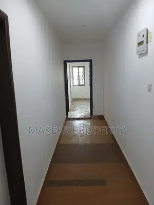 3bdrm Apartment in Mula Property, Ofankor for rent