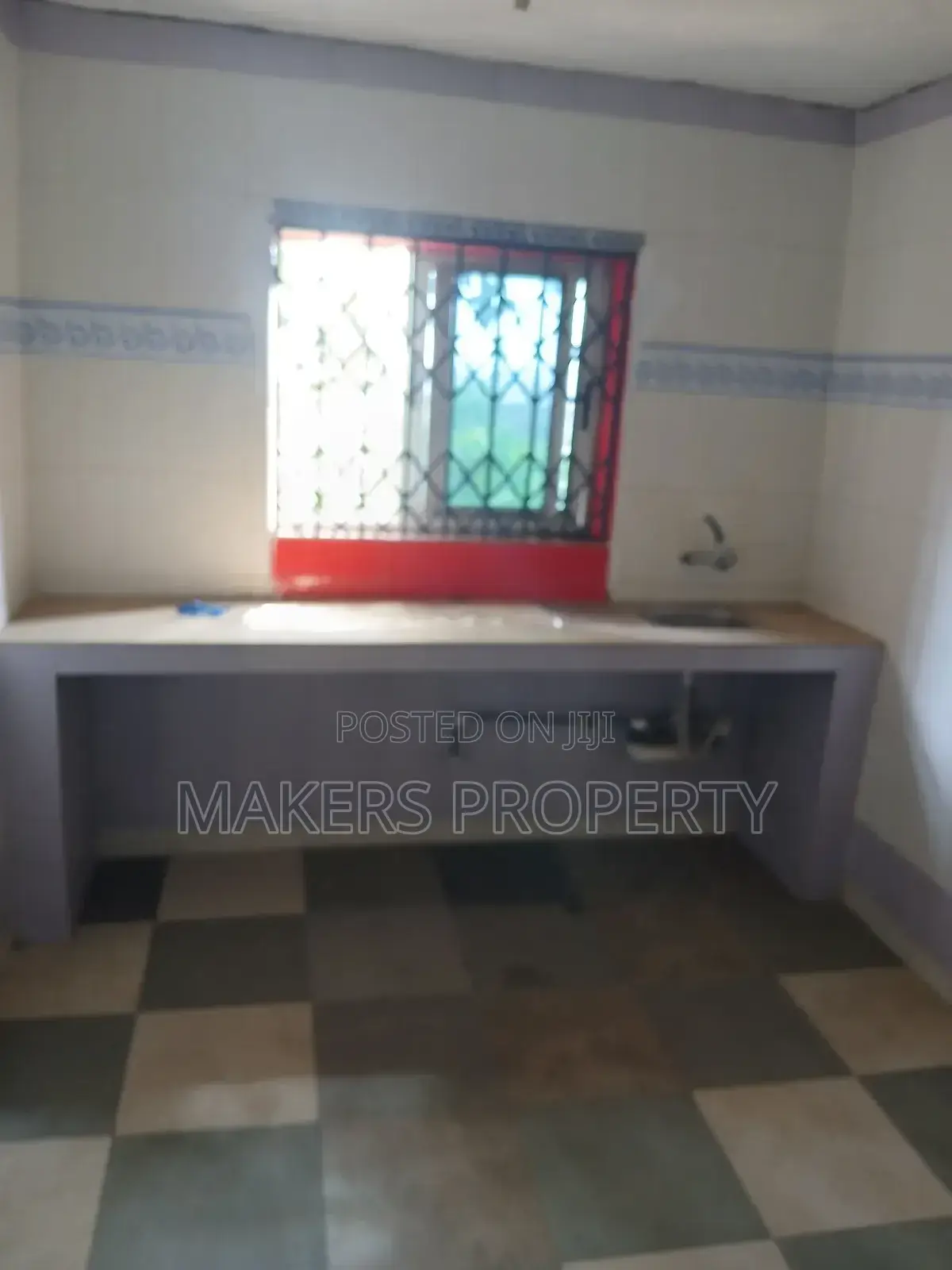 3bdrm Apartment in Mula Property, Ofankor for rent