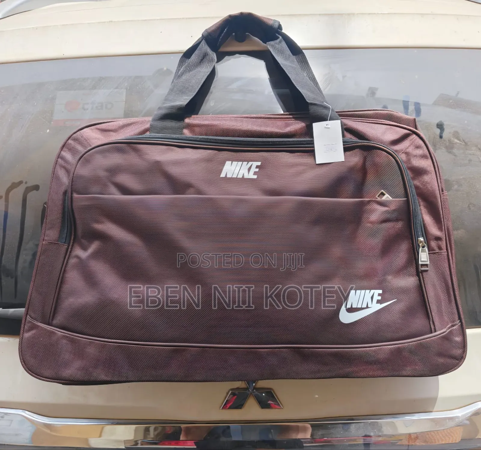 Quality Material Travelling Bag for Sale at a Cool Price