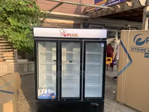 Orde Affordable Pearl Pvc—1540-28ab 3 Door Display Fridge.