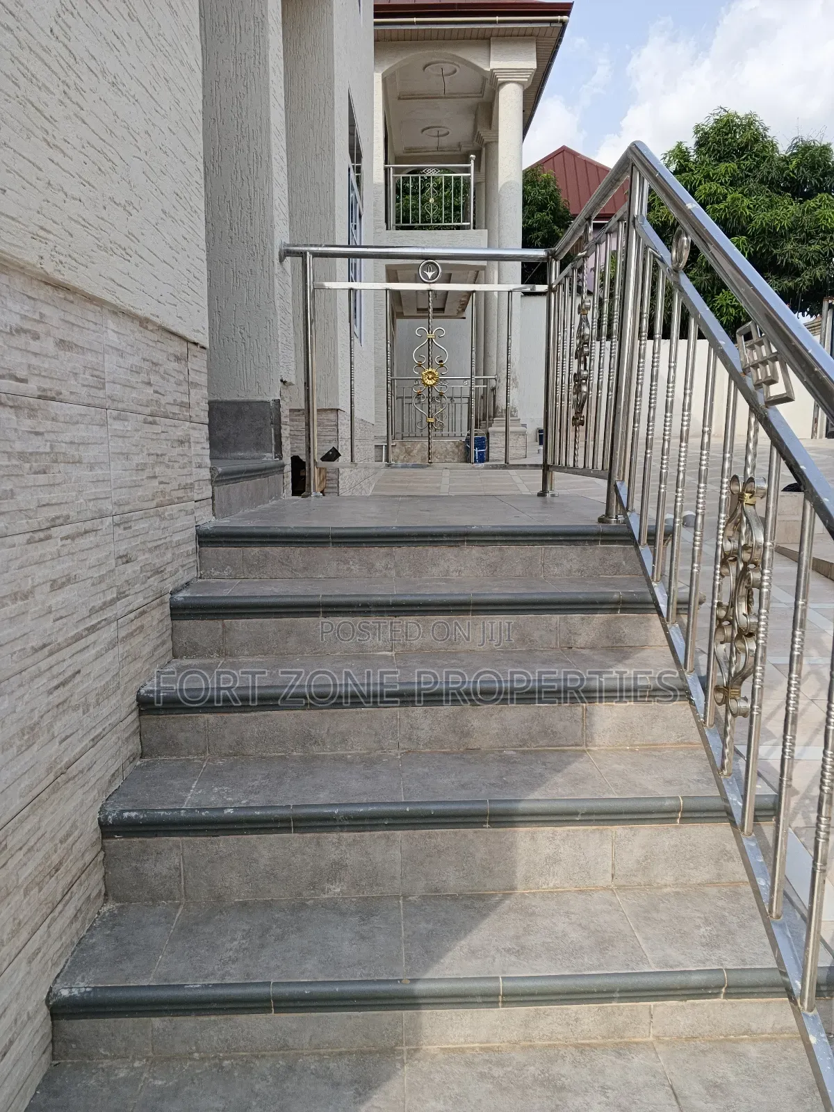 Wash ,Clean and Fumigate Your House