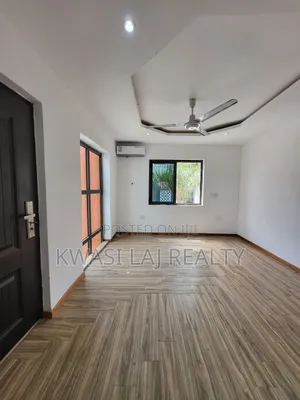 3bdrm House in Kokrobite, Ga South Municipal for sale