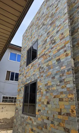 Stone Seler