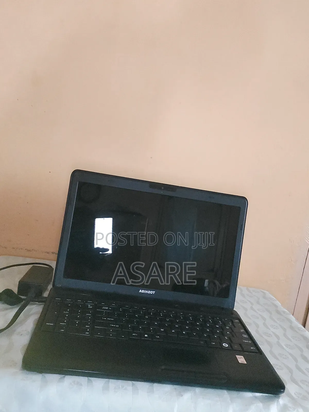 Laptop Toshiba Satellite C650 4GB Intel Pentium SSD 128GB