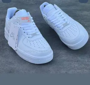 Nike Air Force 1 ‘Triple White’