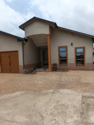 4bdrm House in Free Will Agency, Kumasi Metropolitan for sale