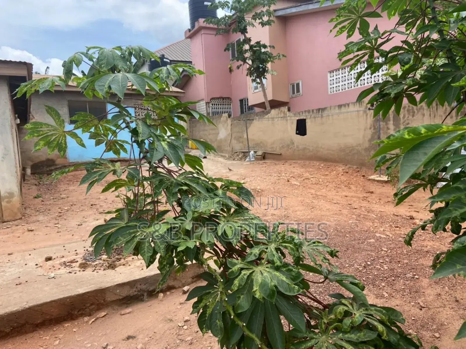 3bdrm House in Ofankor for sale