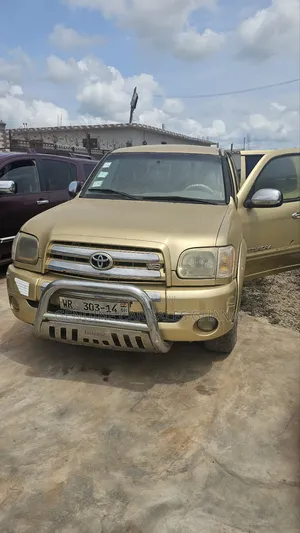 Toyota Tundra 2010 Gold