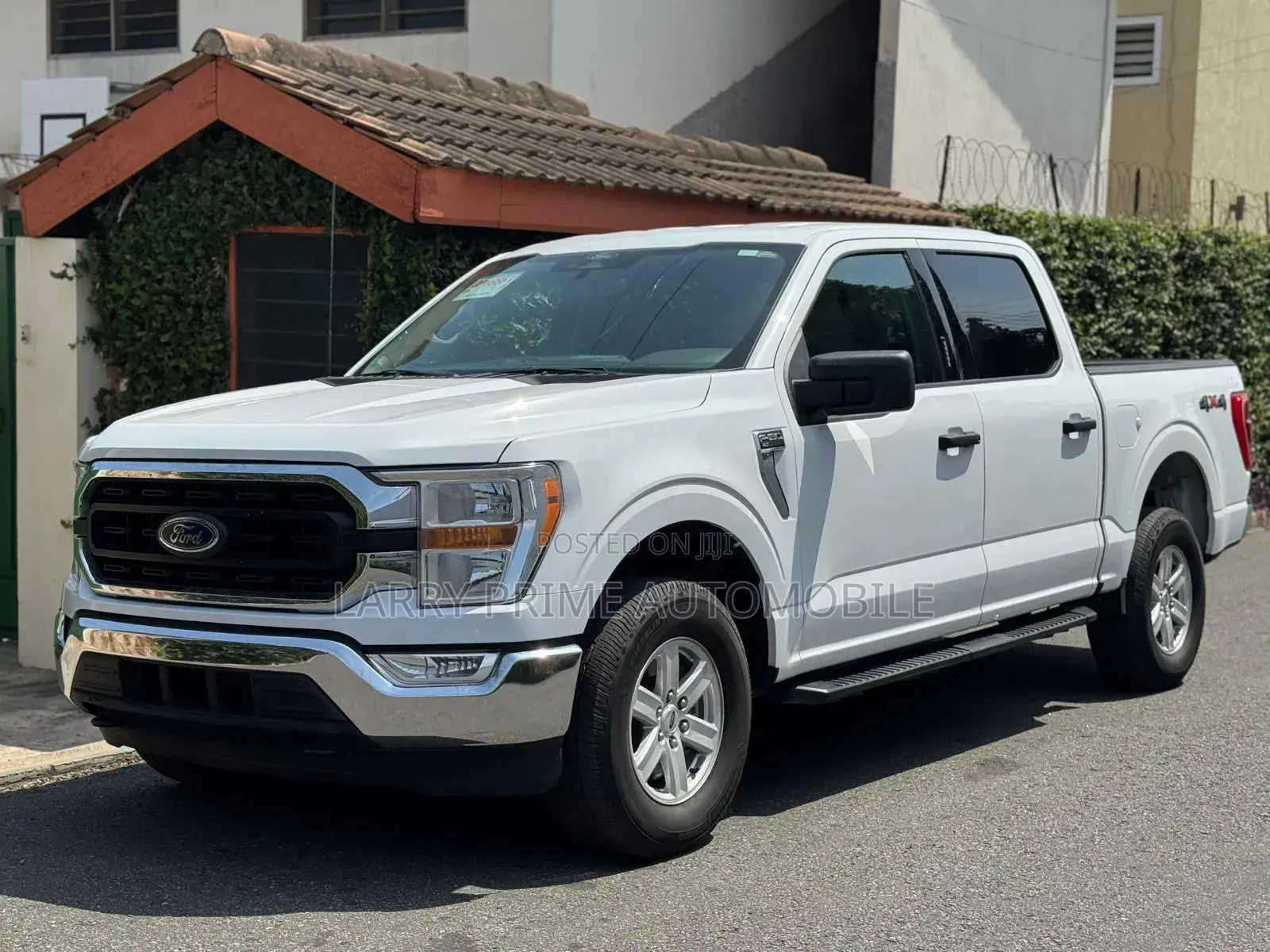 Ford F-150 XLT 2022 White