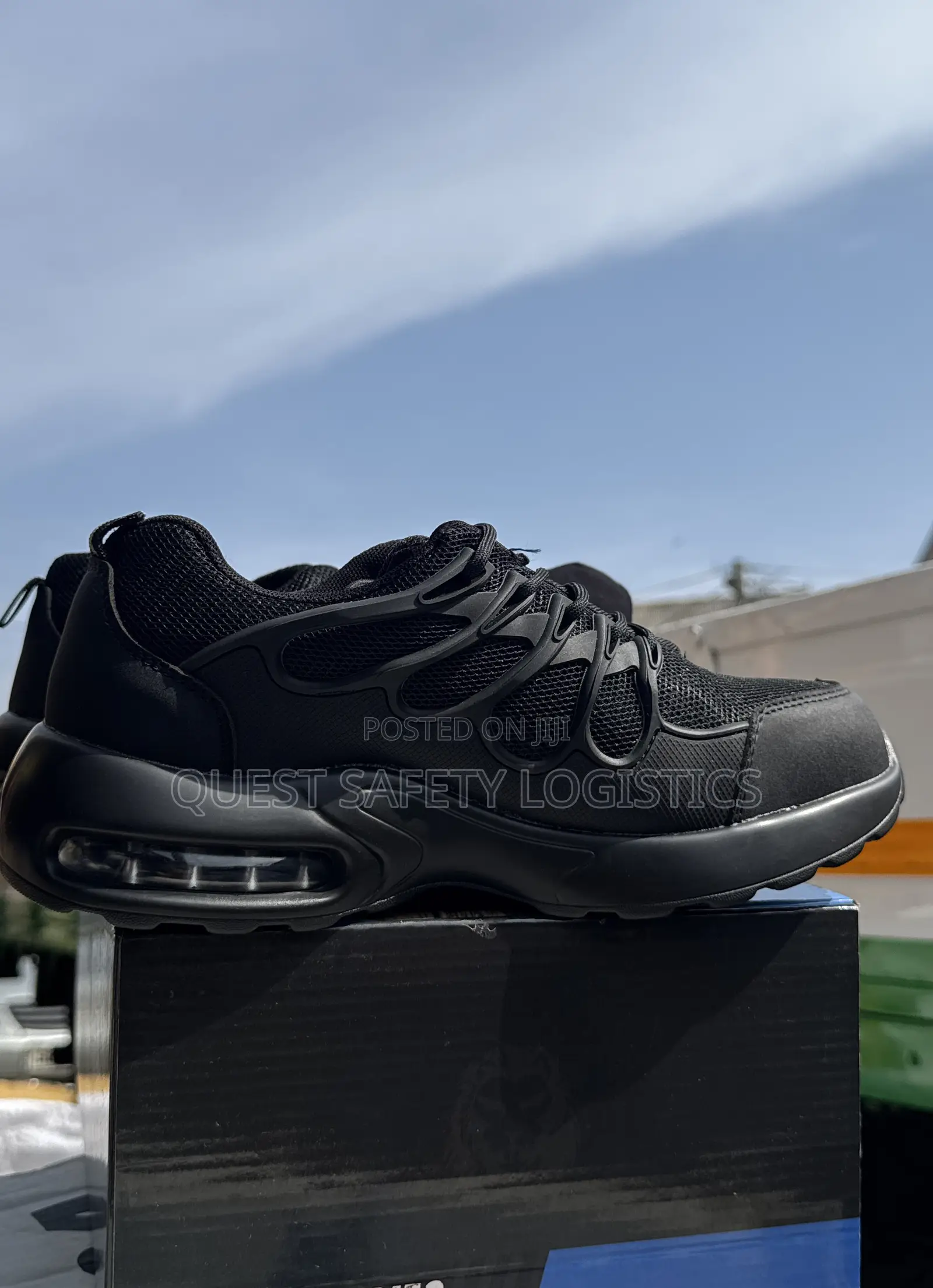 Kinguard Sneaker Safety Boot