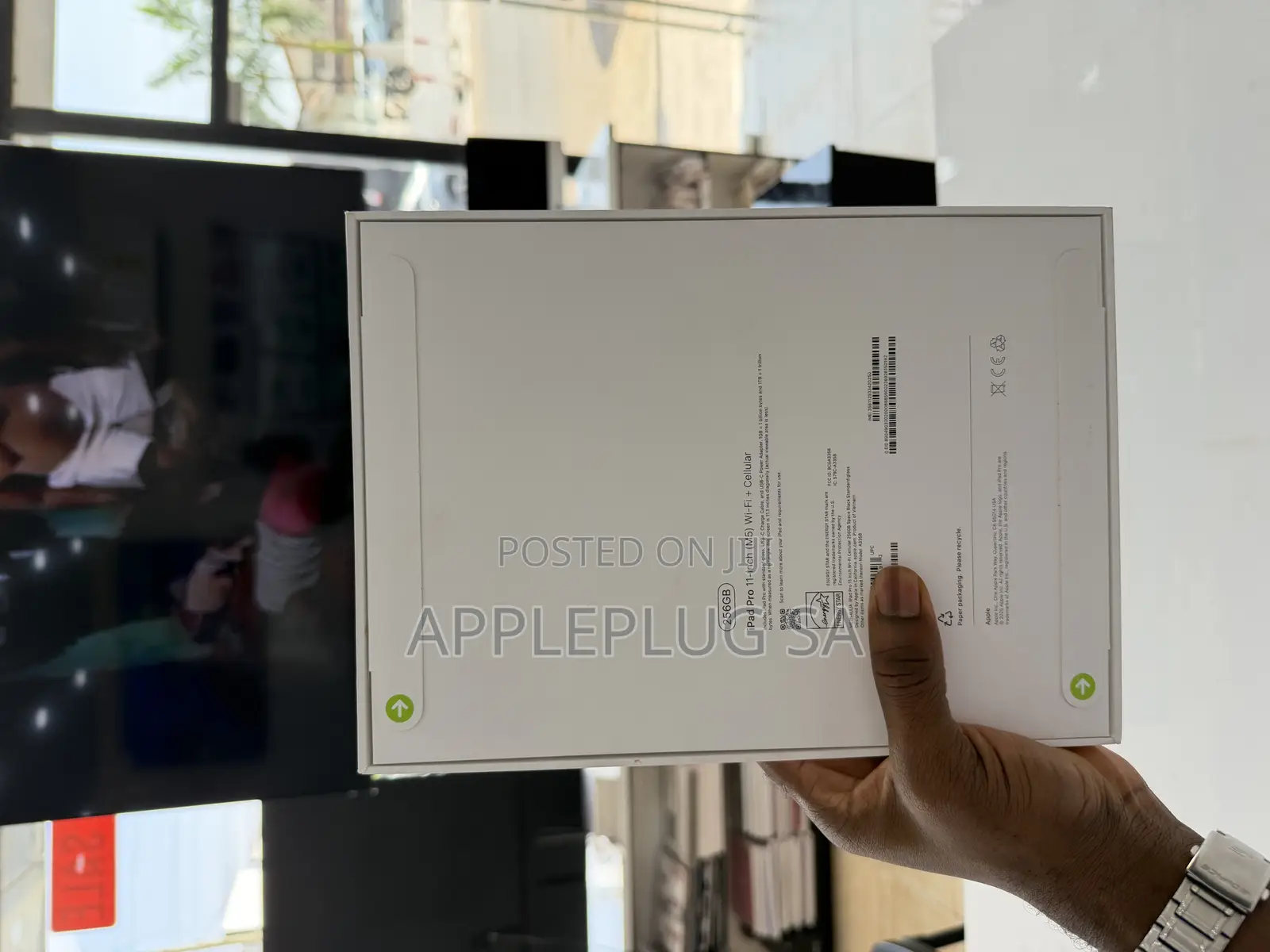 New Apple iPad Pro 11 (2025) 256 GB Black