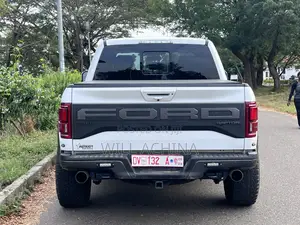 Ford F-150 Raptor 4x4 SuperCab Styleside 5.5 ft. box 133 in. WB 2019