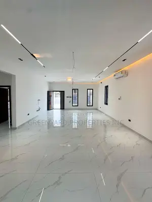 3bdrm House in Lakeside for sale