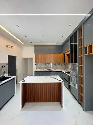 3bdrm House in Lakeside for sale
