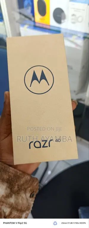 New Motorola Razr 40 128 GB Black