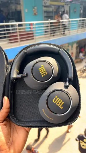 JBL Tune 960 Headphones