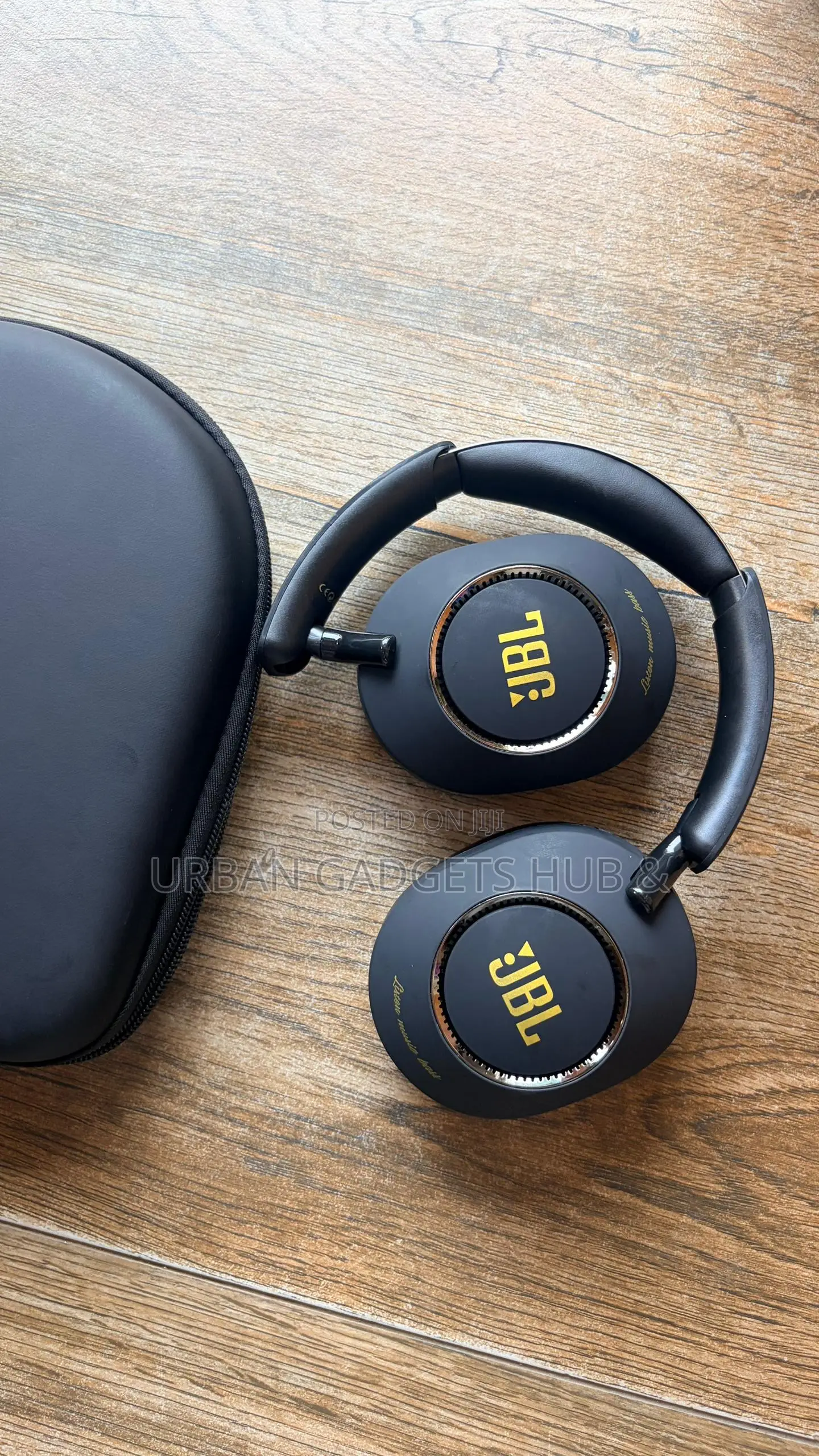 JBL Tune 960 Headphones