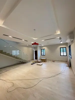4bdrm Apartment in Oyarifa for sale