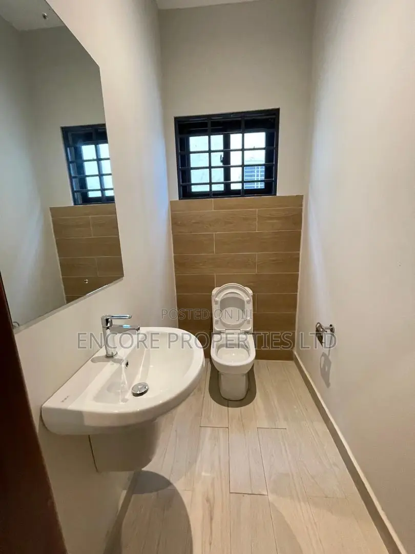 4bdrm Apartment in Oyarifa for sale