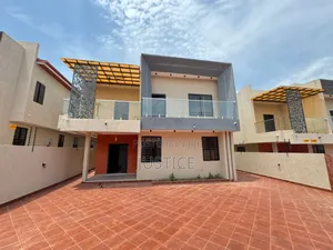 4bdrm House in Kouttan Estate, Owusu Ansah for sale