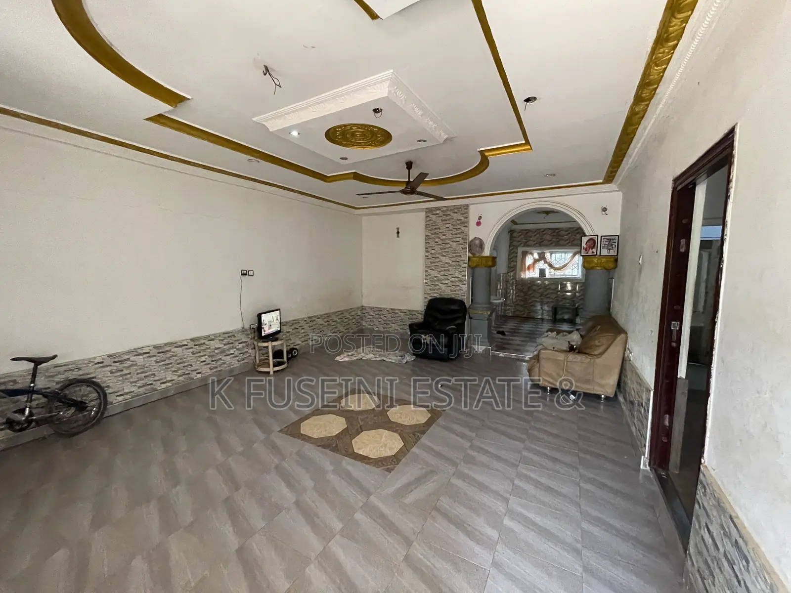 3bdrm House in K Fuseini Estate, Kumasi Metropolitan for sale
