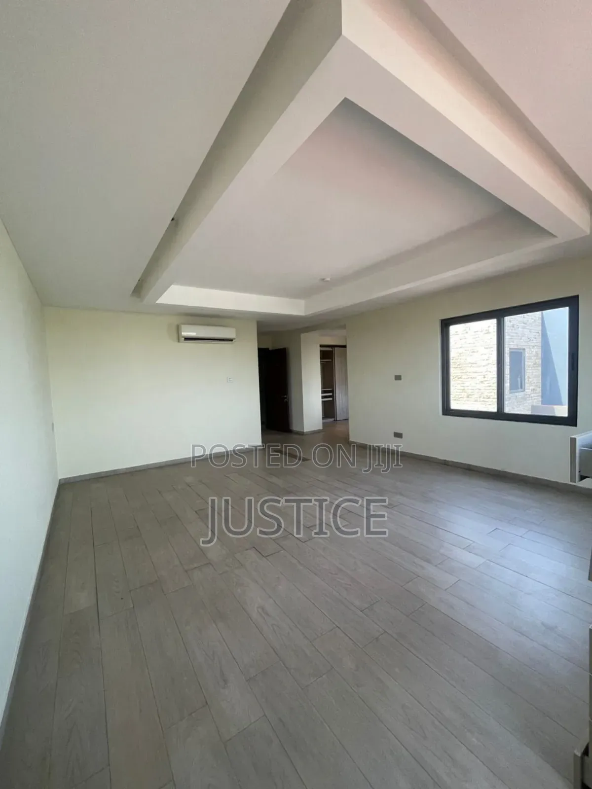 5bdrm House in East Legon Central, Boundary Road Area for rent