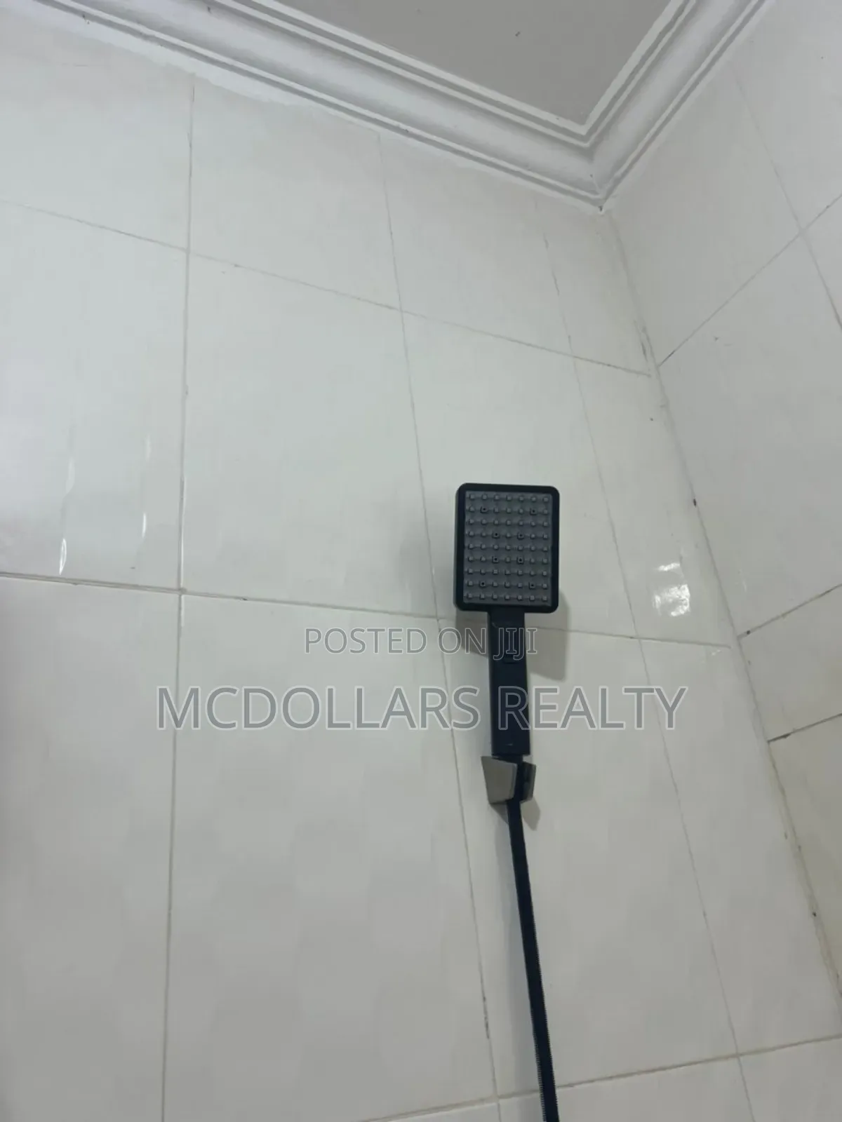 1bdrm Apartment in Kwashieman for rent