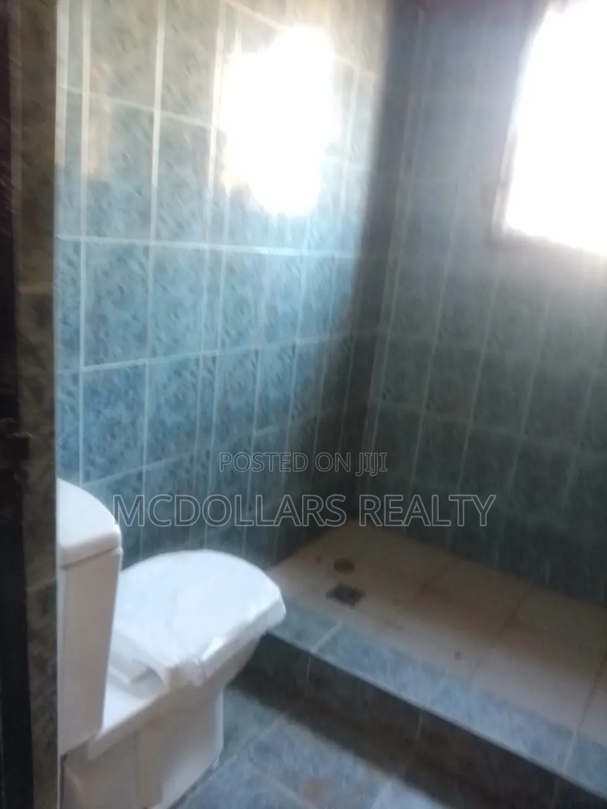 3 Bedroom Apartment for Rent, Roadside, Top, Can Go for Office