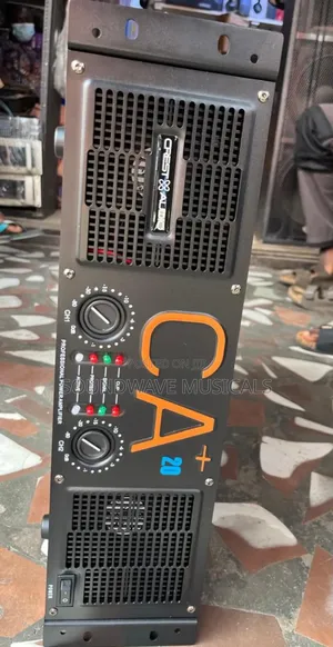 Soundstandard. Ca 20 Bass Amplifier