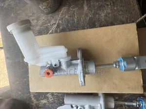 Mitsubishi Pajero 4m40, V6, Original Clutch Master Cylinder From Mitsu