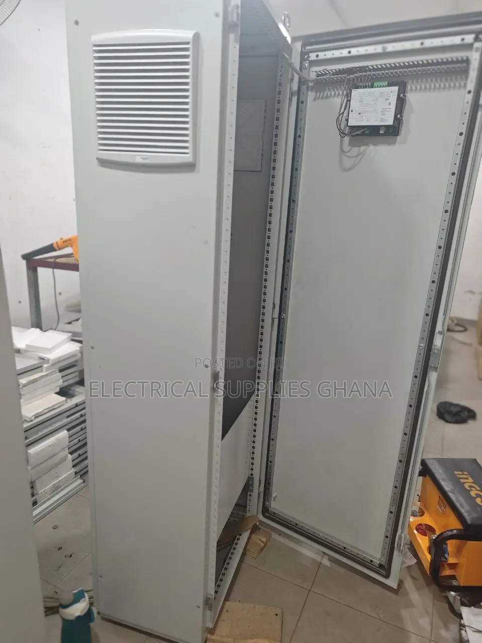 Schneider 200kvar 12-Step Capacitor Bank Panel 415v Apfc Unit