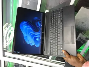 Laptop HP 15-da2933nia 8GB Intel Core i3 HDD 1T