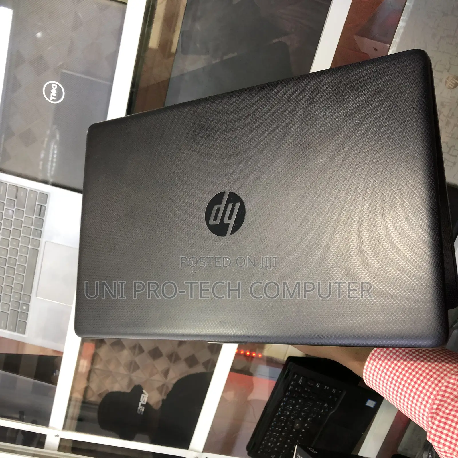 Laptop HP 15-dw1197nia 16GB Intel Core i7 HDD+SSD 2T