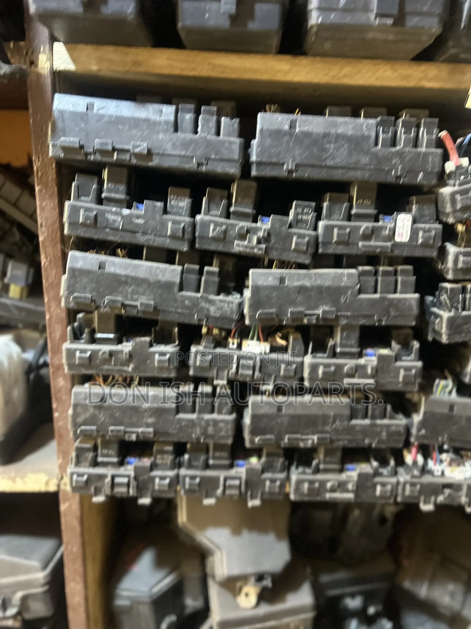 Nissan Sentra Fuse Box and Covers.