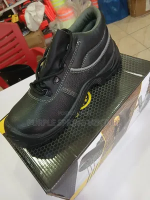 Nakai Safety Boot
