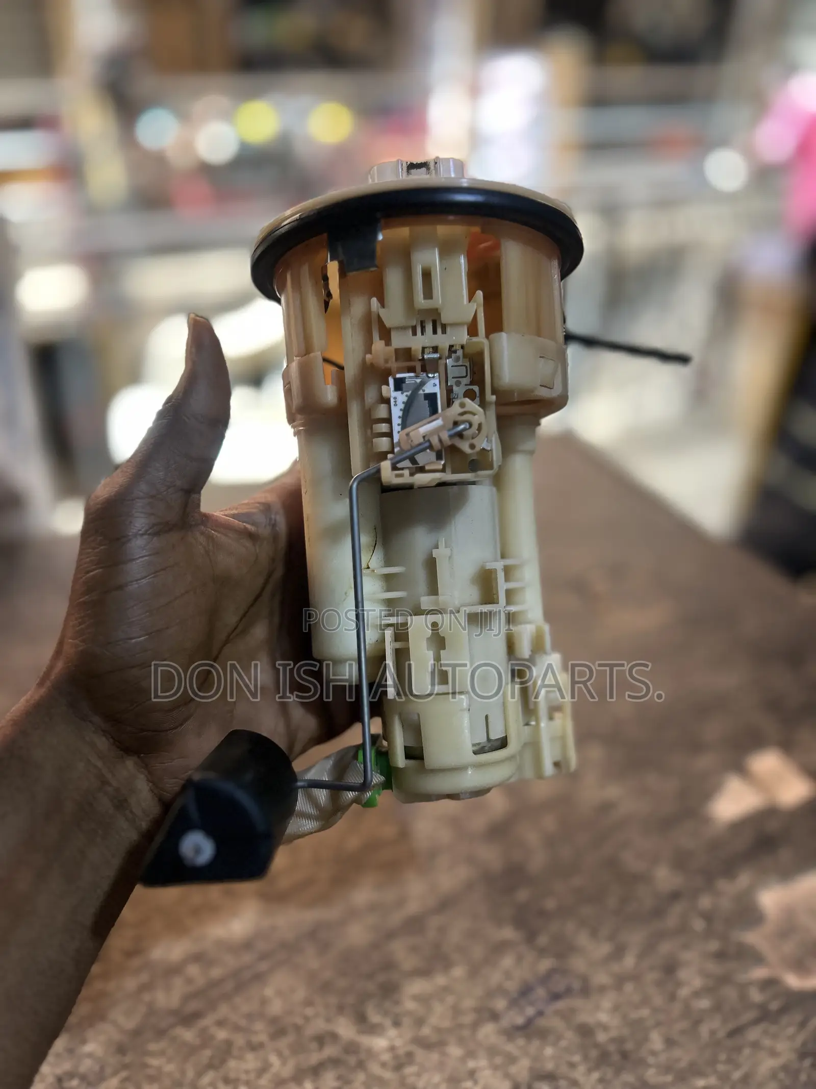 Toyota Fuel Highlander Pump.