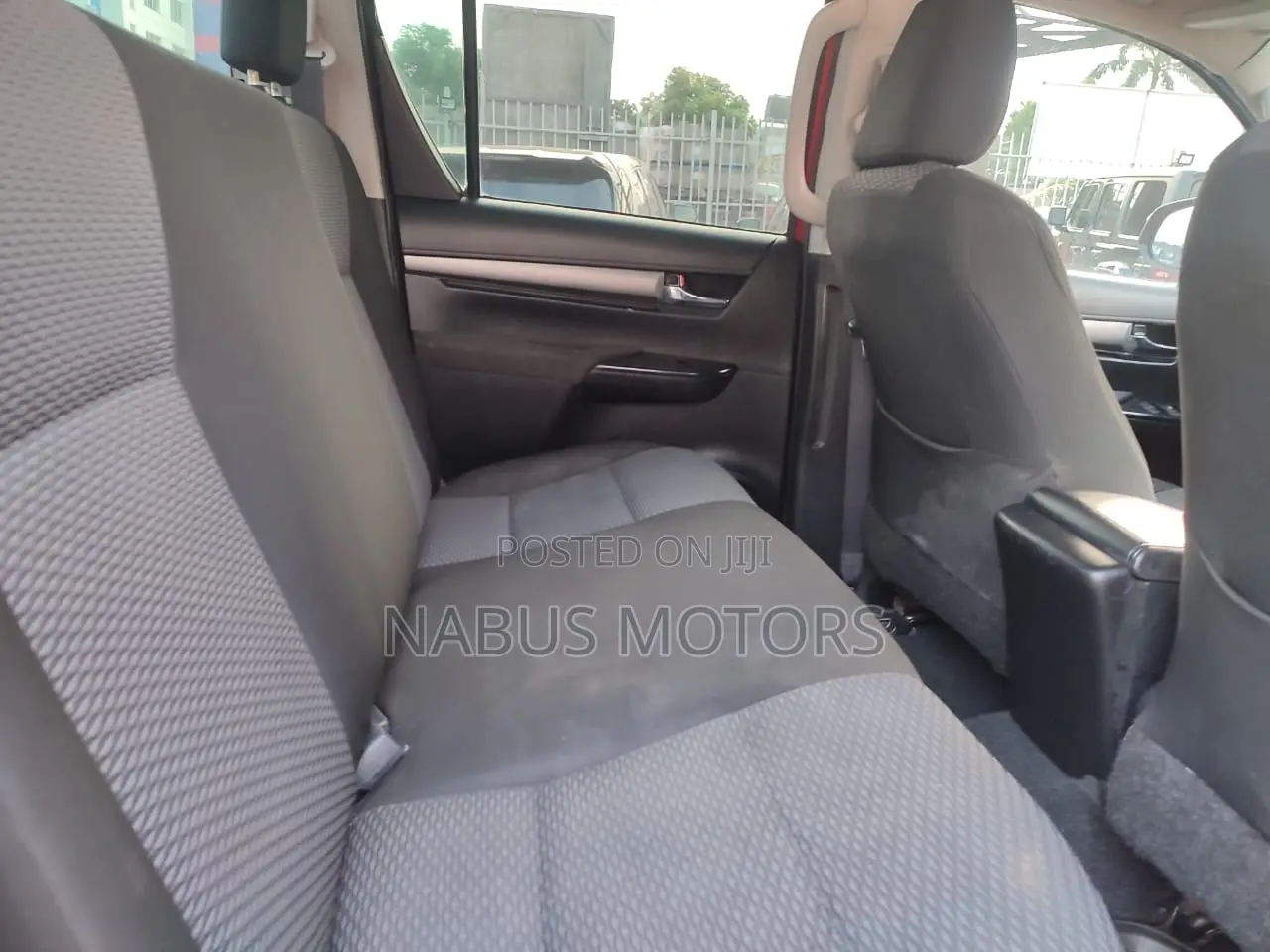 Toyota Hilux Revo Double Cab Deisel 2.8 AWD 2022 Orange
