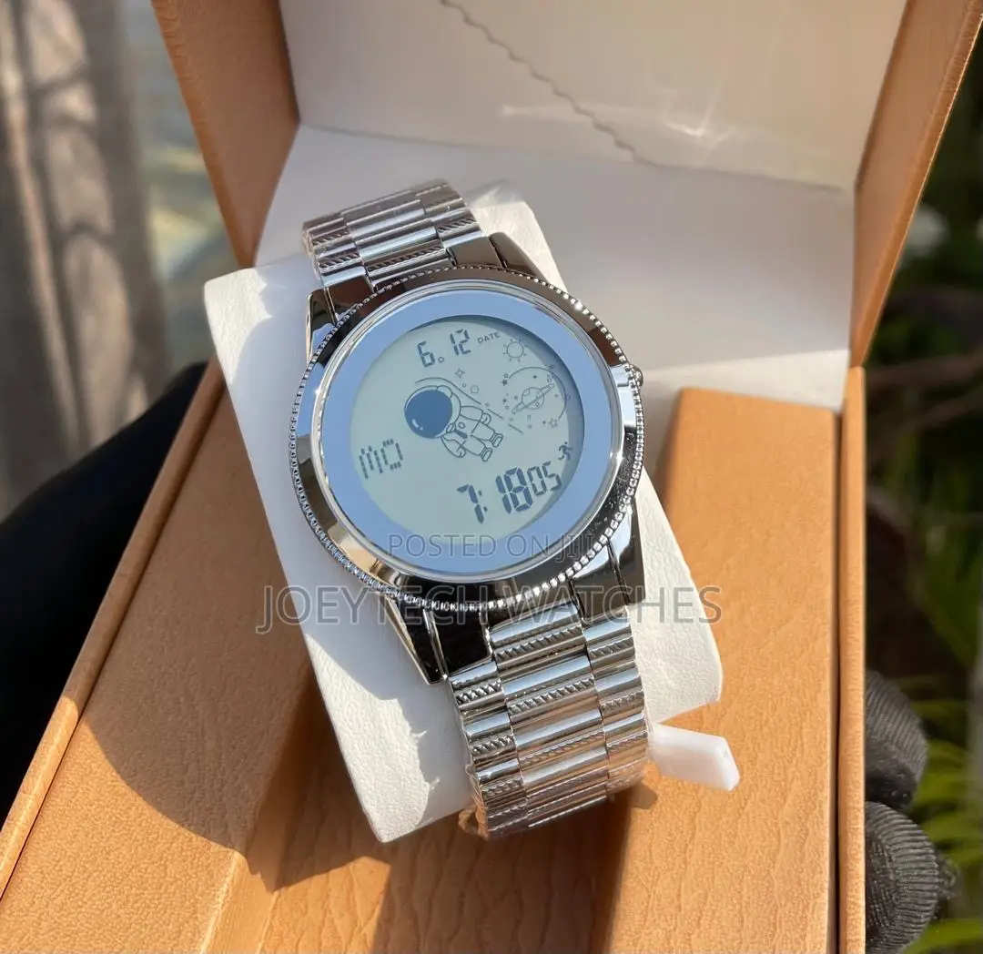 Full Digital Chain Watch