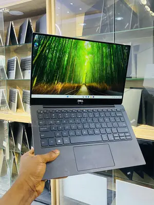 Laptop Dell XPS 13 9370 8GB Intel Core i5 SSD 256GB