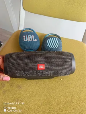 JBL Charge 3 Portable Bluetooth Speaker (Black)