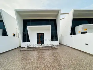 3bdrm House in Oyarifa for sale