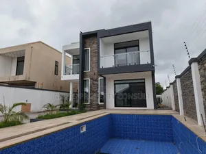 4bdrm House in Community 23, Accra Metropolitan for sale