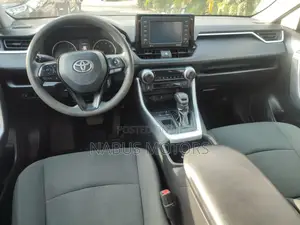 Toyota RAV4 LE 2021 Gray
