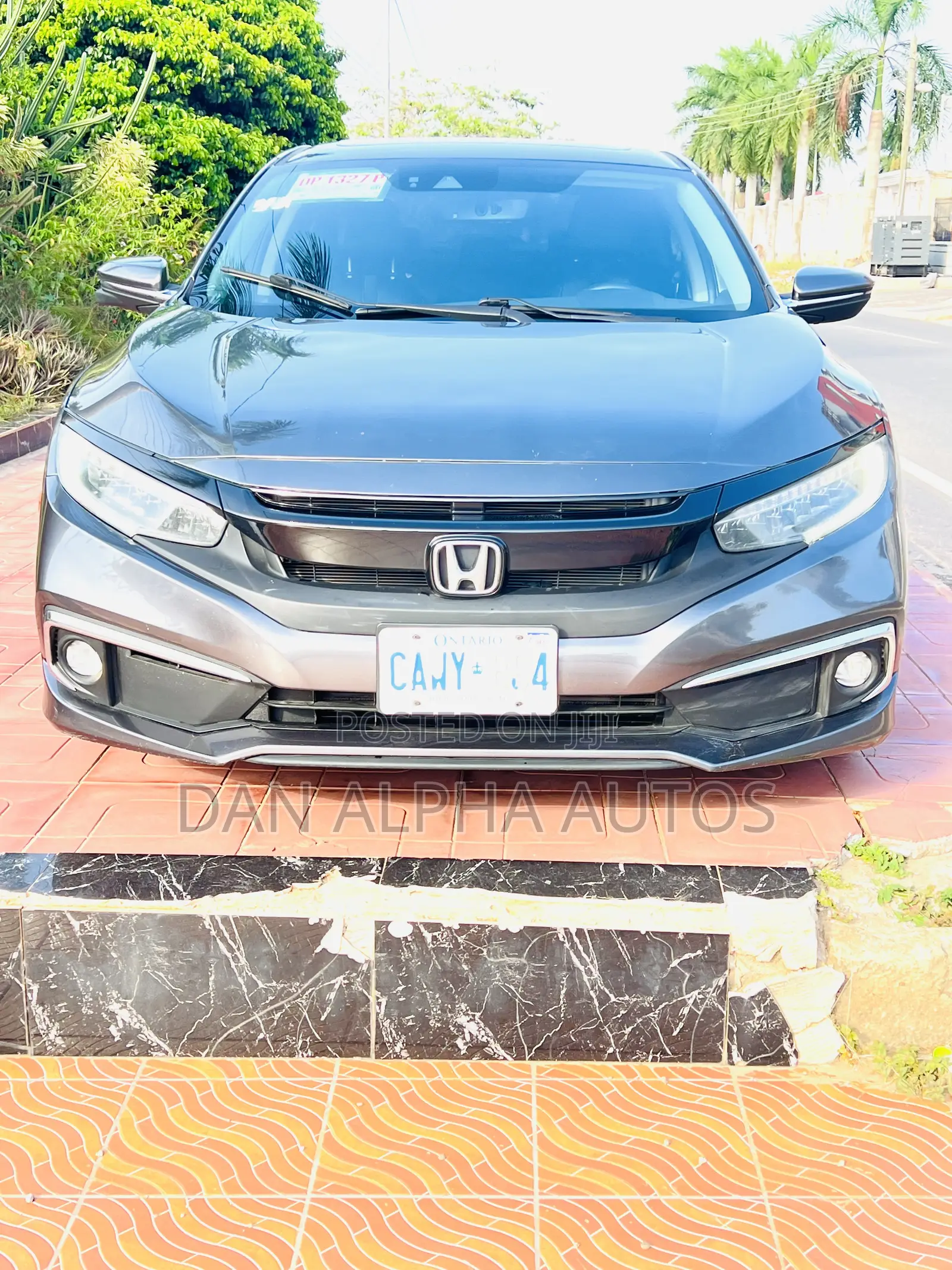 Honda Civic Touring Sedan 2019 Gray