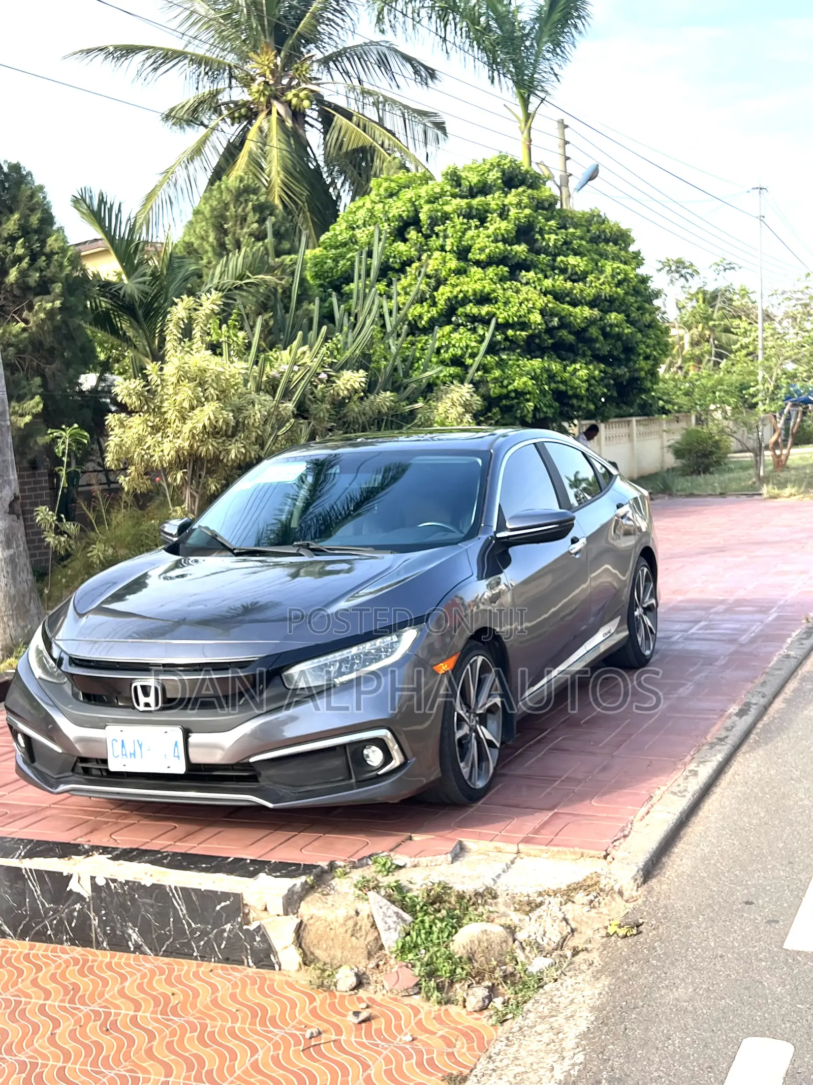 Honda Civic Touring Sedan 2019 Gray