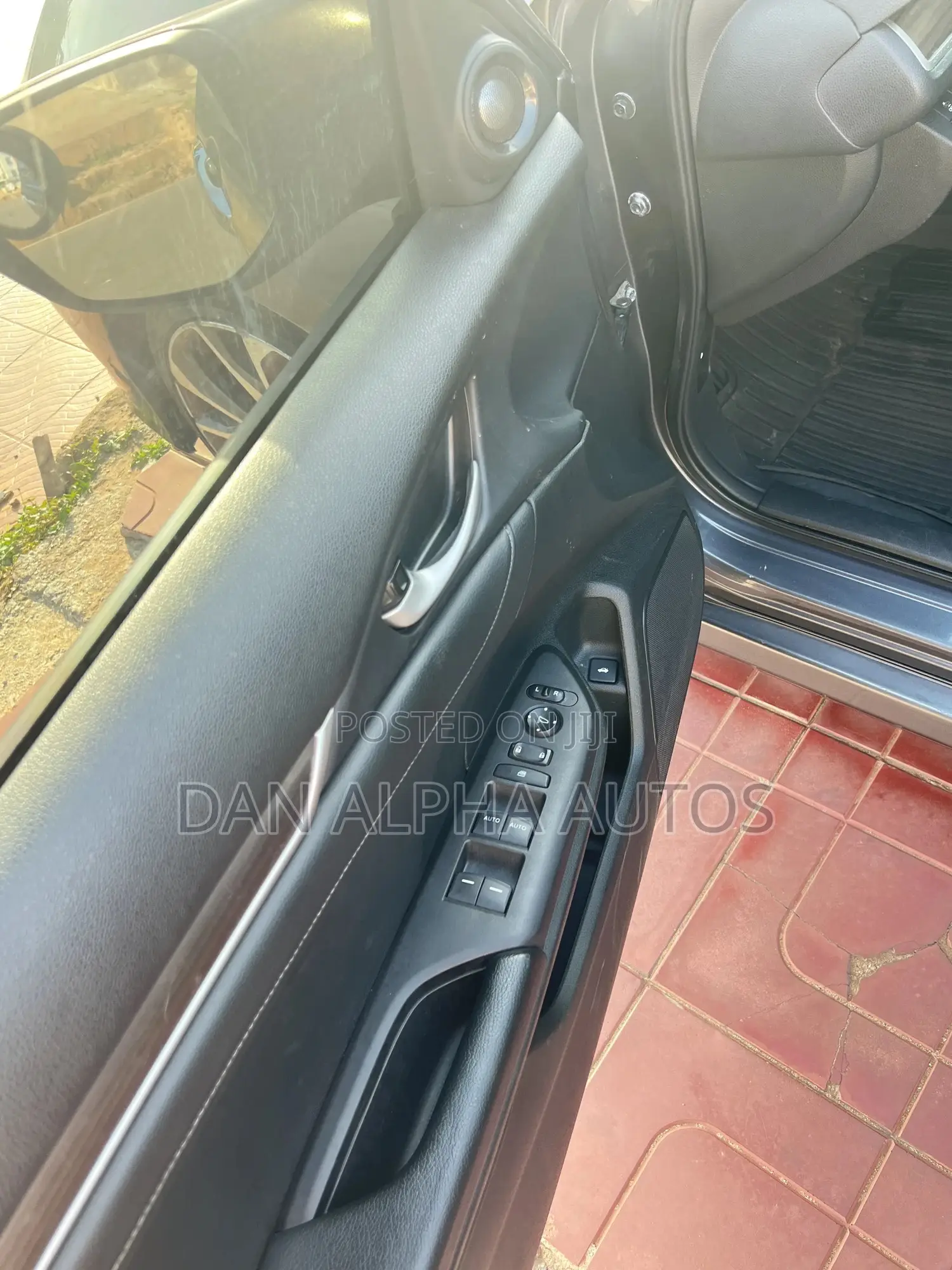 Honda Civic Touring Sedan 2019 Gray