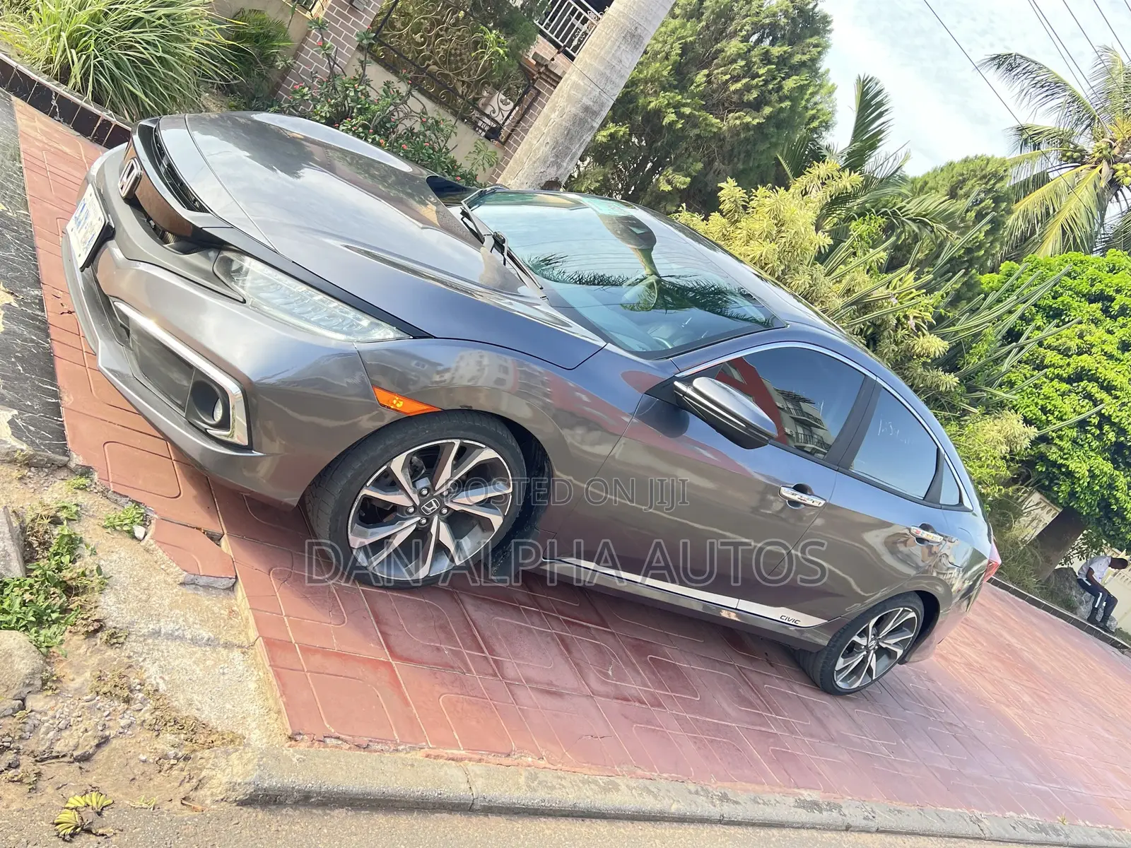 Honda Civic Touring Sedan 2019 Gray