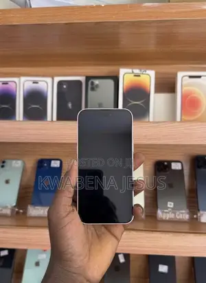 Apple iPhone 15 128 GB Pink