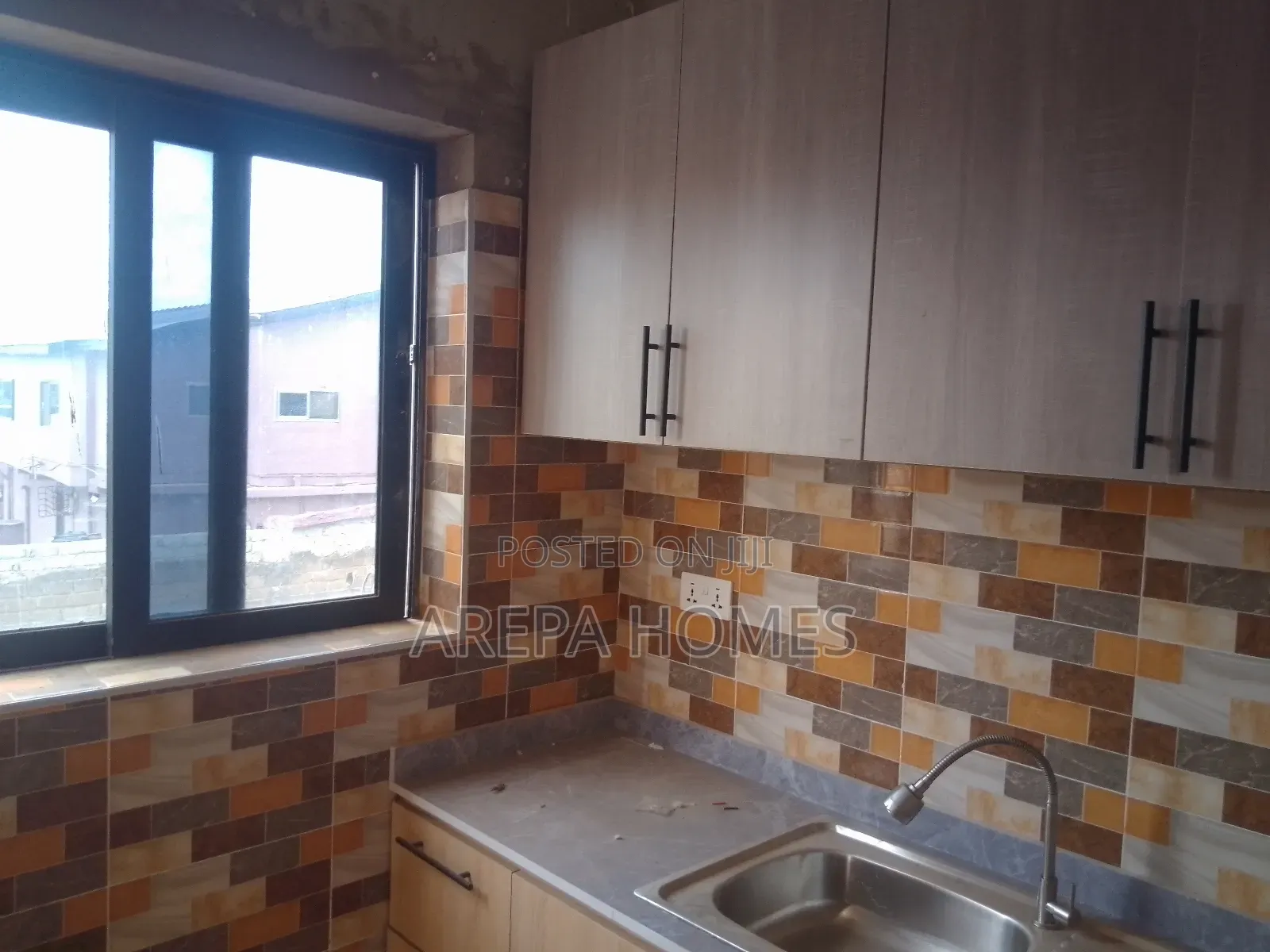 1bdrm Apartment in Arepa Homes, Madina for rent